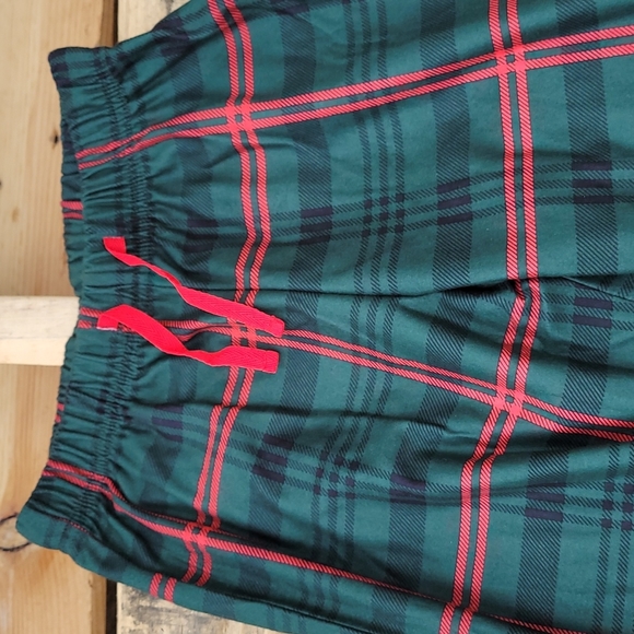 New! Hearth & Hand Kids' Tartan Plaid 2pc Pajama Set - Christmas / Holiday - Picture 6 of 7